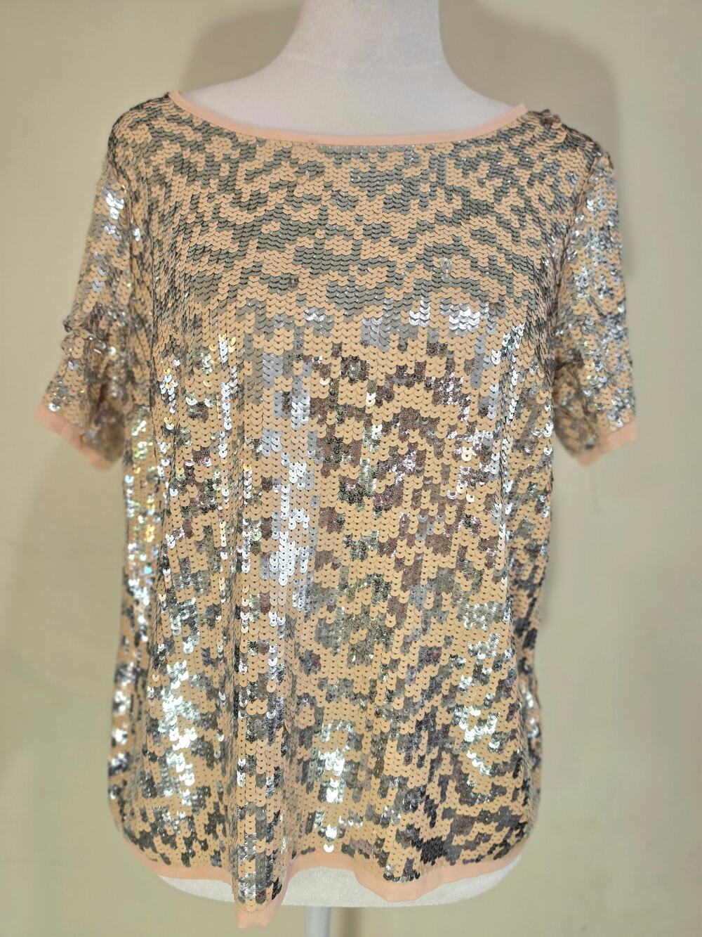Pleione NWT Size XS Silver Sequin Leopard Print Short Sleeve Top